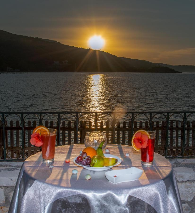 Villa Nelli Kassiopi Ngoại thất bức ảnh